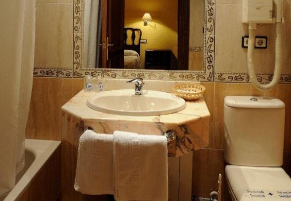 Hotel El Oasis Carchel Værelse billede